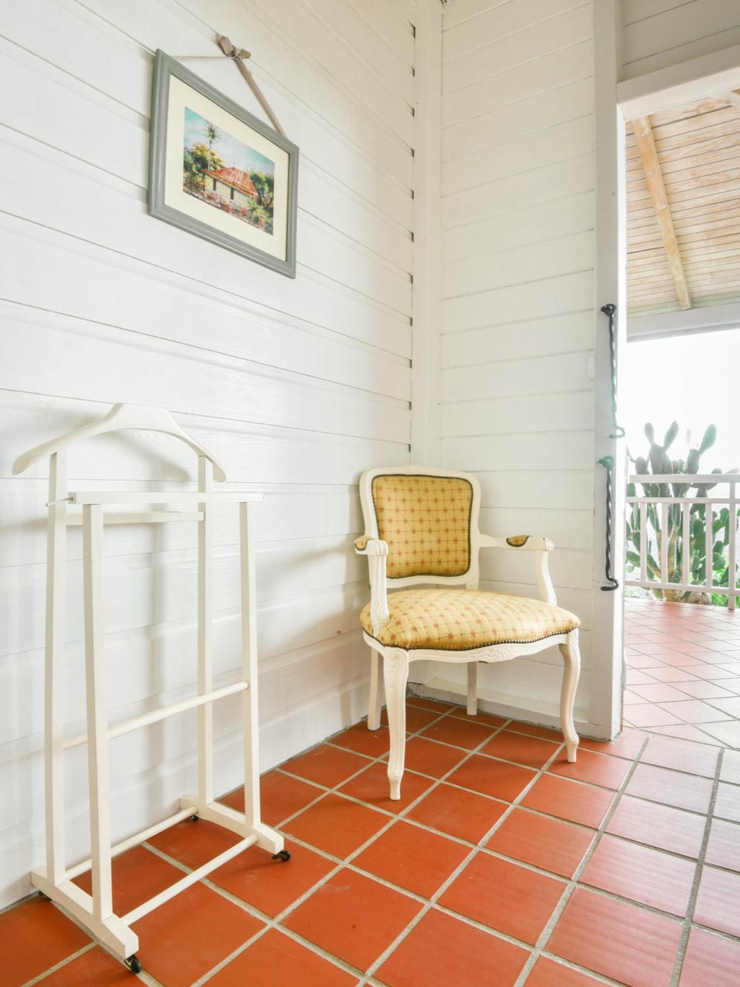 Beausejour Guest House Pointe-Noire Extérieur photo